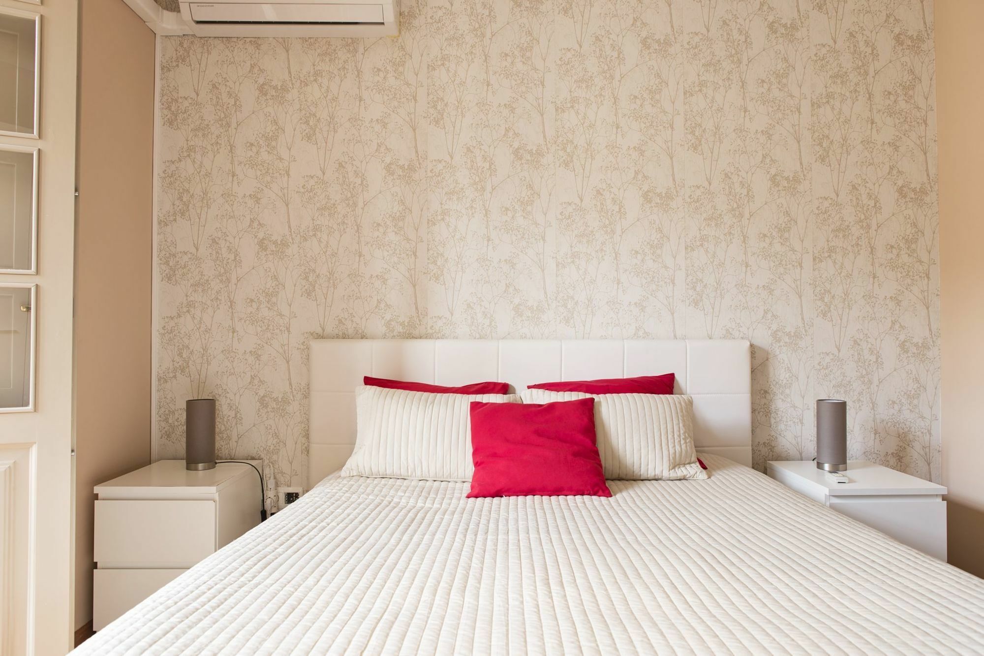 Suncity Loft Carreteria Málaga Buitenkant foto