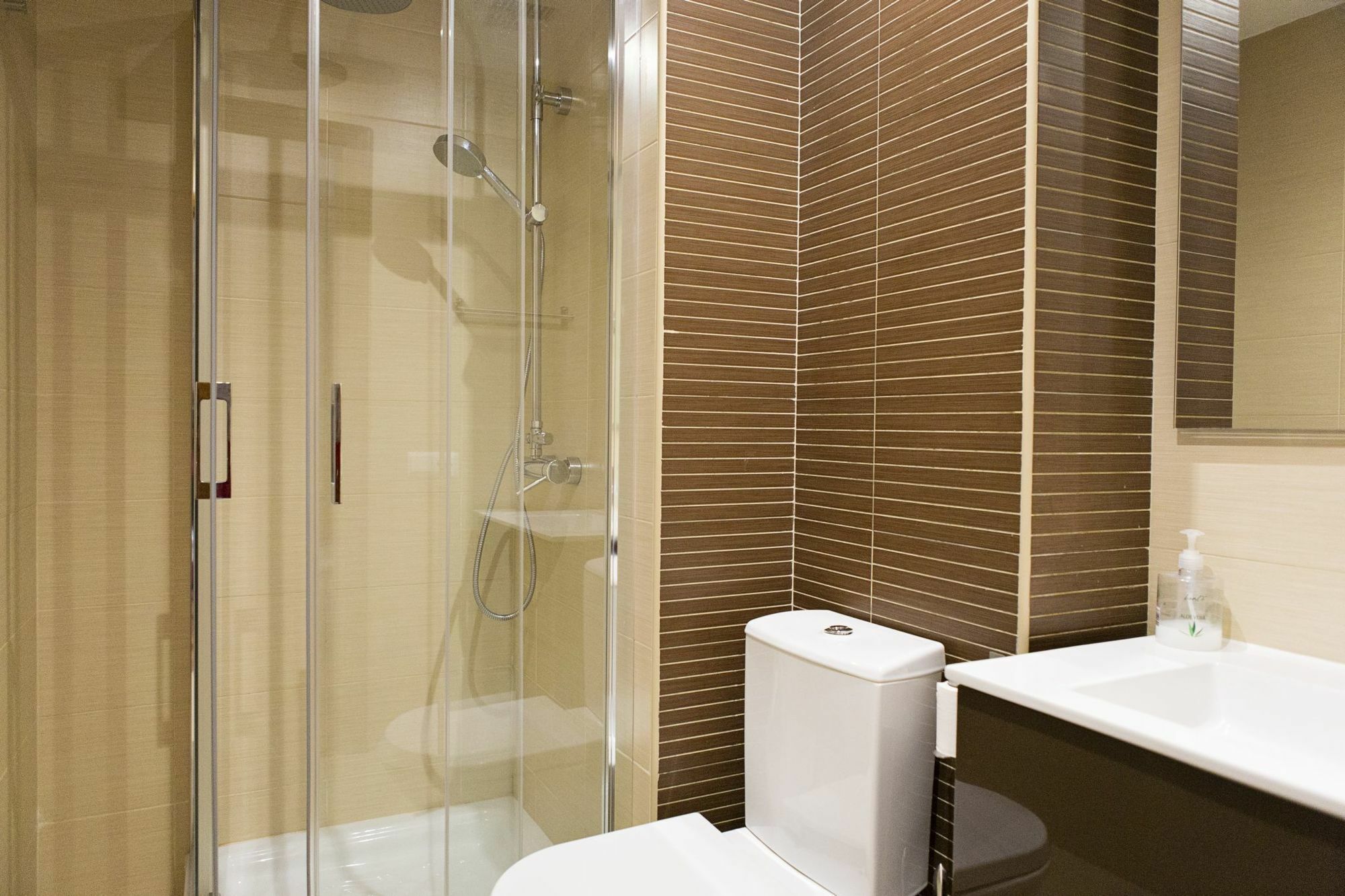 Suncity Loft Carreteria Málaga Buitenkant foto